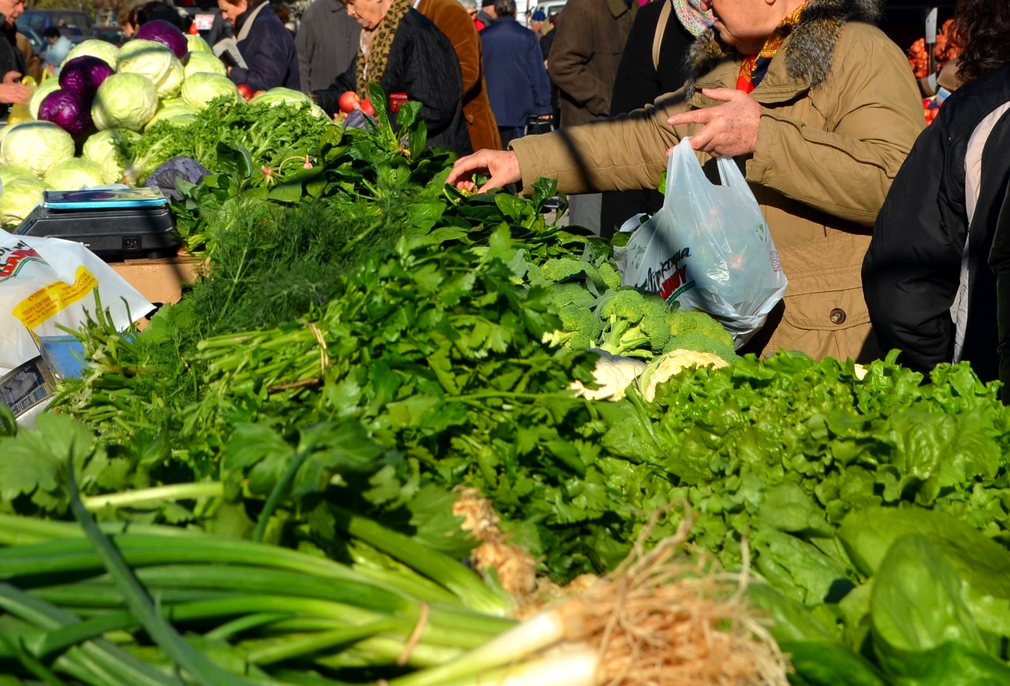 evdomadiaia-laiki-agora