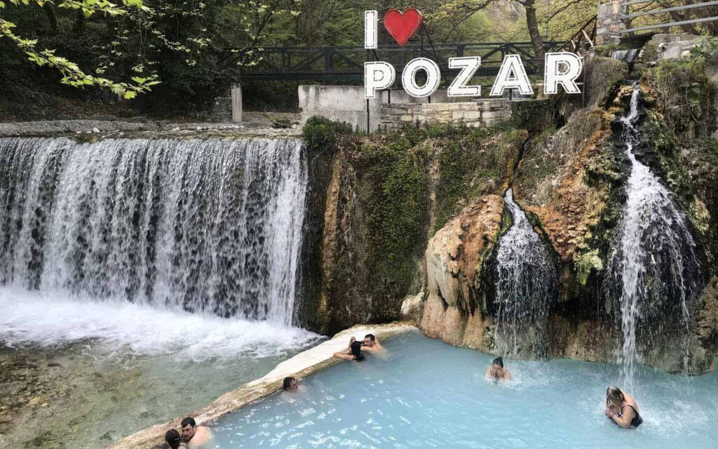 διαμονή στα Λουτρά Πόζαρ