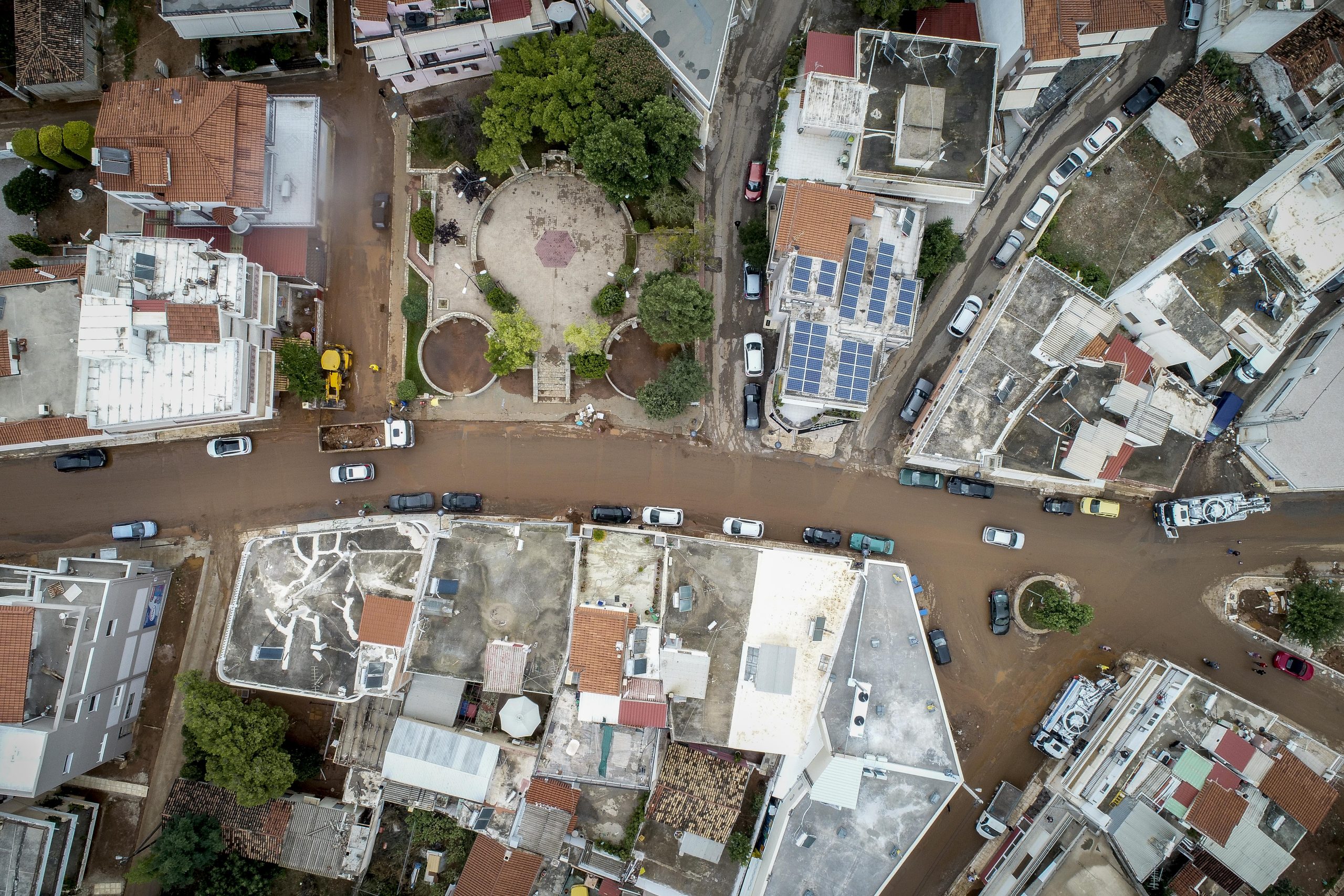 ÁÅÑÏÖÙÔÏÃÑÁÖÉÅÓ ÁÐÏ ÔÇÍ ÌÁÍÄÑÁ ÁÔÔÉÊÇÓ(EUROKINISSI)