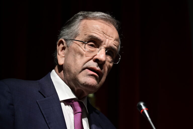 [378604] ΠΑΡΟΥΣΙΑΣΗ ΤΟΥ ΝΕΟΥ ΒΙΒΛΙΟΥ ΤΟΥ ΣΤΑΥΡΟΥ ΛΥΓΕΡΟΥ "ΟΙ ΑΘΕΑΤΕΣ ΟΨΕΙΣ ΤΟΥ ΠΟΛΕΜΟΥ ΣΤΗΝ ΟΥΚΡΑΝΙΑ"   (ΜΙΧΑΛΗΣ ΚΑΡΑΓΙΑΝΝΗΣ/EUROKINISSI)