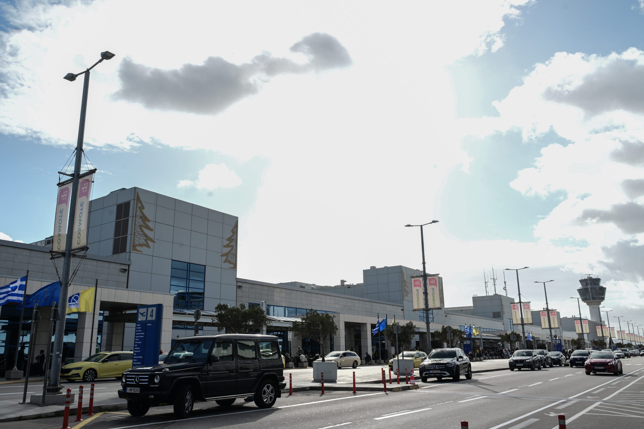 [383487] ΚΛΕΙΣΤΟ ΤΟ FIR ΑΘΗΝΩΝ ΛΟΓΩ ΤΕΧΝΙΚΟΥ ΠΡΟΒΛΗΜΑΤΟΣ  (ΤΑΤΙΑΝΑ ΜΠΟΛΑΡΗ/EUROKINISSI)