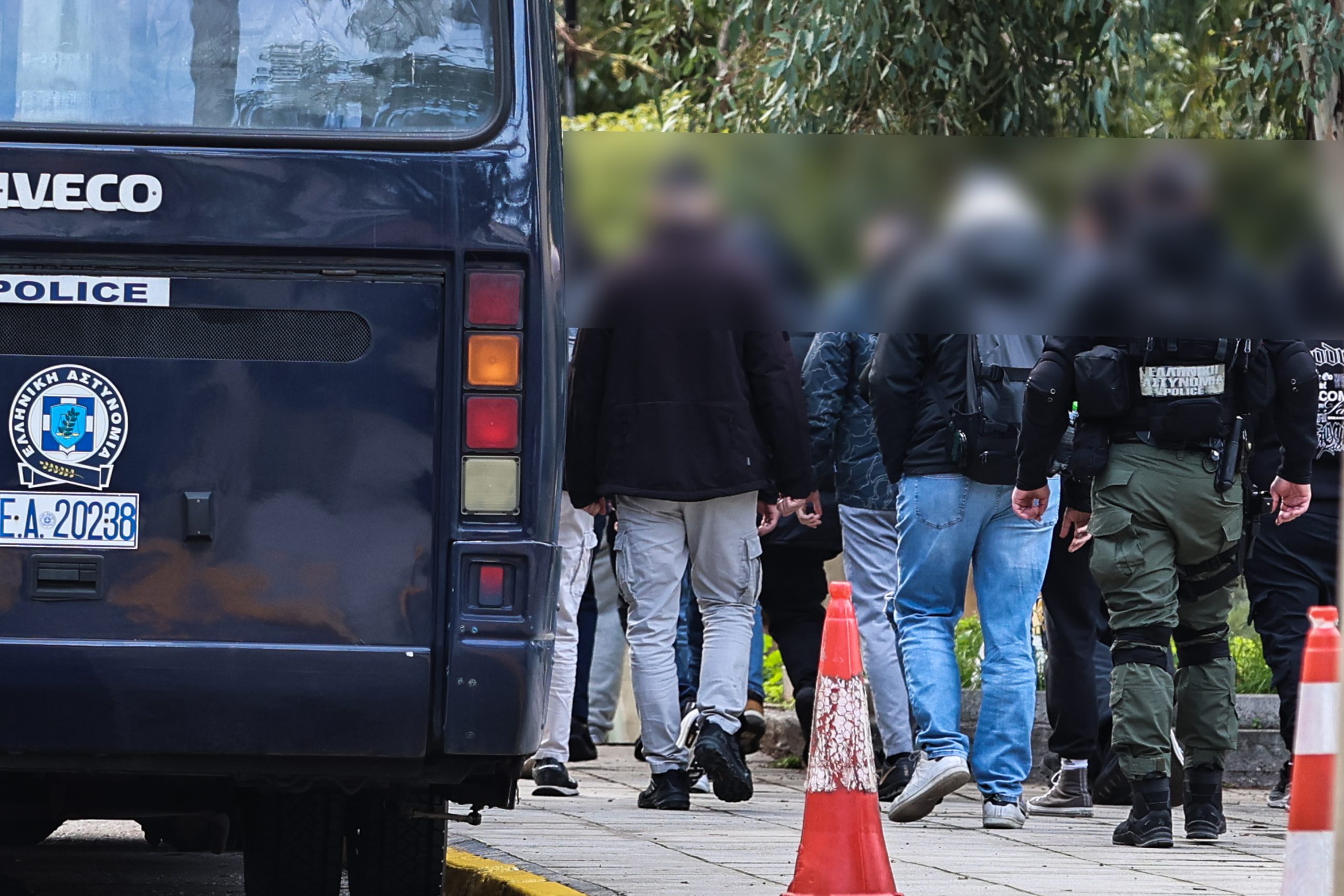 ΑΠΟΛΟΓΙΑ ΤΩΝ ΚΑΤΗΓΟΡΟΥΜΕΝΩΝ ΓΙΑ ΤΟ ΚΥΚΛΩΜΑ ΜΕ ΤΙΣ ΠΕΙΡΑΓΜΕΝΕΣ ΑΝΤΛΙΕΣ ΣΤΑ ΒΕΝΖΙΝΑΔΙΚΑ (ΓΙΑΝΝΗΣ ΠΑΝΑΓΟΠΟΥΛΟΣ/EUROKINISSI)