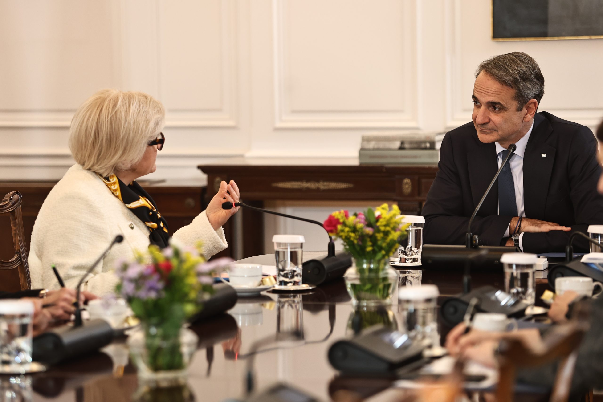 [384153] ΣΥΝΑΝΤΗΣΗ ΤΟΥ ΠΡΩΘΥΠΟΥΡΓΟΥ ΚΥΡΙΑΚΟΥ ΜΗΤΣΟΤΑΚΗ ΜΕ ΤΗΝ ΥΠΟΥΡΓΟ ΕΝΟΠΛΩΝ ΔΥΝΑΜΕΩΝ ΤΗΣ ΓΑΛΛΙΑΣ CATHERINE VAUTRIN (ΓΙΑΝΝΗΣ ΠΑΝΑΓΟΠΟΥΛΟΣ / EUROKINISSI)