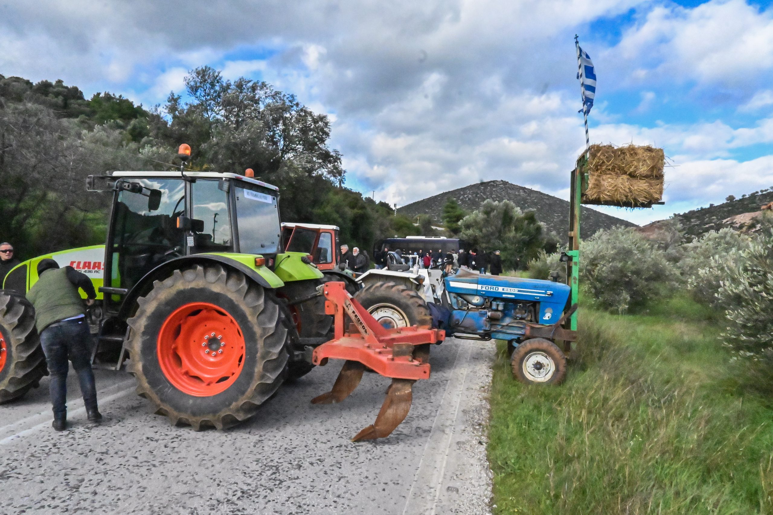 ΚΙΝΗΤΟΠΟΙΗΣΗ ΑΓΡΟΤΩΝ ΣΤΑ ΔΕΡΒΕΝΑΚΙΑ (ΒΑΣΙΛΗΣ ΠΑΠΑΔΟΠΟΥΛΟΣ/EUROKINISSI)