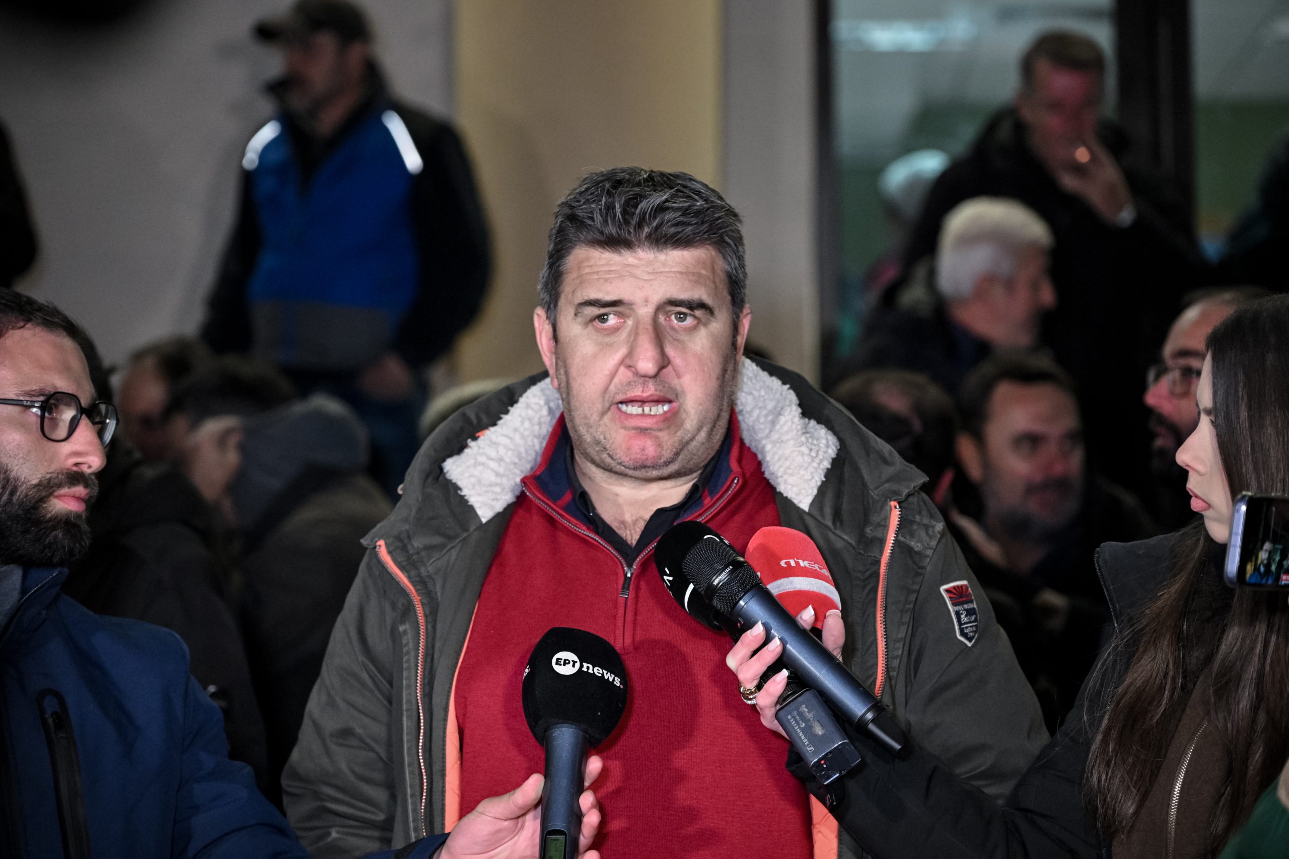 ΣΥΝΕΛΕΥΣΗ ΑΓΡΟΤΩΝ ΤΟΥ ΜΠΛΟΚΟΥ ΤΗΣ ΝΙΚΑΙΑΣ ΣΤΟ ΠΟΛΙΤΙΣΤΙΚΟ ΚΕΝΤΡΟ ΤΗΣ ΝΙΚΑΙΑΣ  (OFFNETWORK.GR/EUROKINISSI)