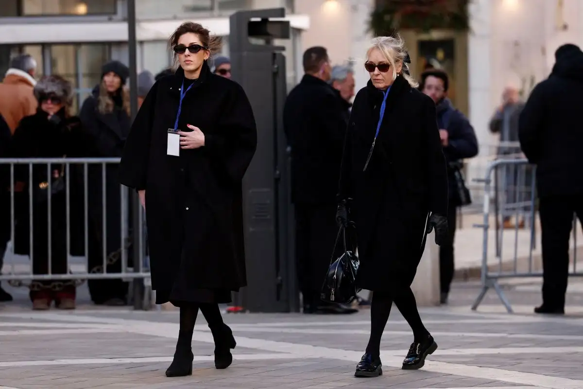 Κηδεία Μπριζίτ Μπαρντό: Ο μοναχογιός που δεν ήθελε να βλέπει και η ξανθιά δισέγγονη που είναι ίδια η «Μπεμπέ» 14 anne line bjerkan thea charrier bjerkan