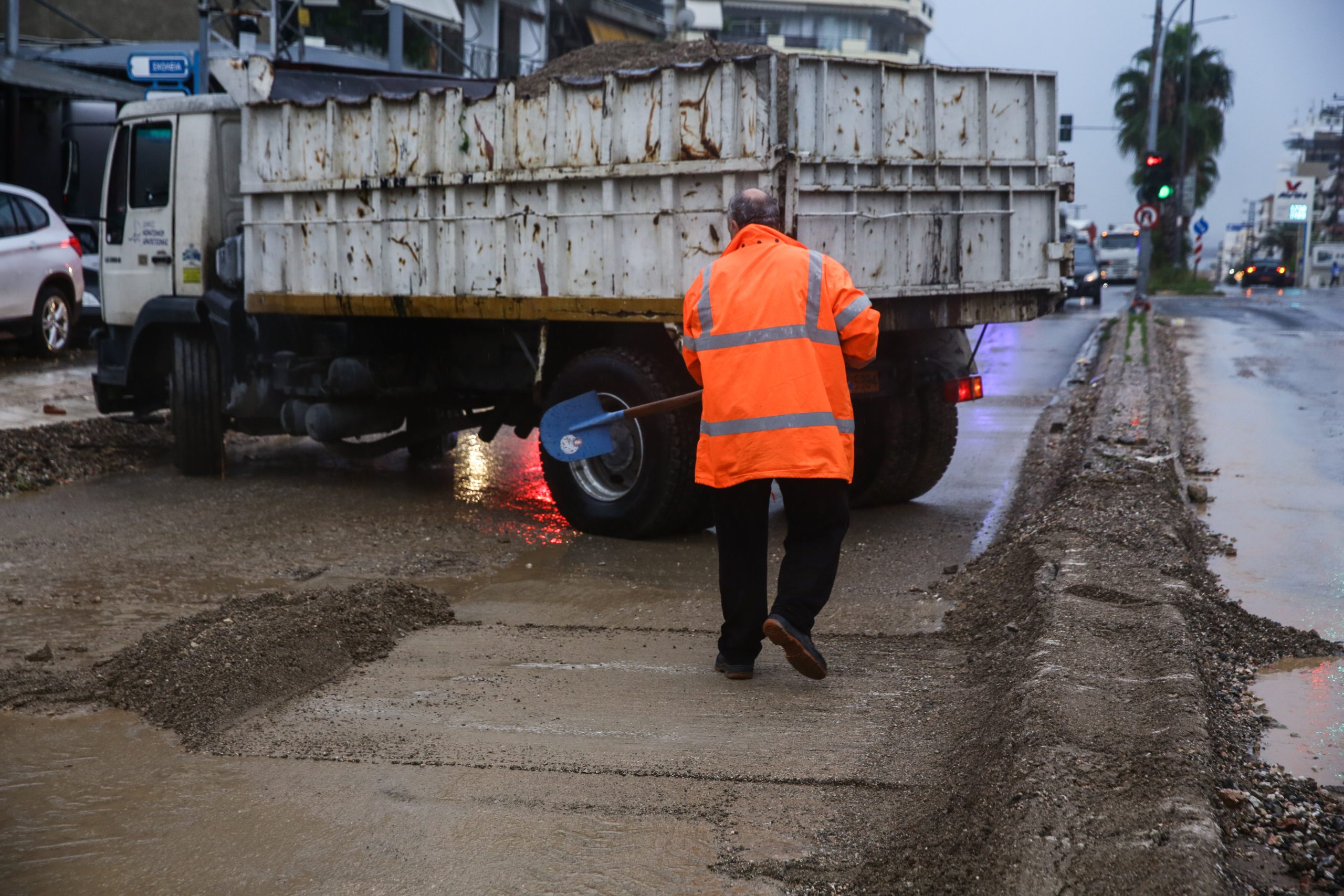 [382692] ΚΑΚΟΚΑΙΡΙΑ "BYRON" / ΠΛΗΜΜΥΡΕΣ ΣΤΟΝ ΠΕΙΡΑΙΑ  (ΔΑΝΑΗ ΔΑΥΛΟΠΟΥΛΟΥ/EUROKINISSI)