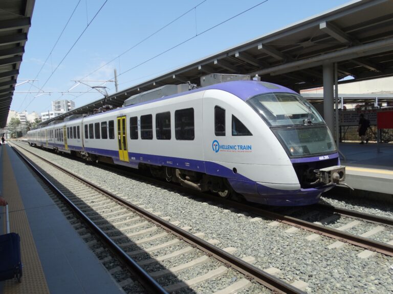 gr-hellenic-train-460-athens-larissa-070624-full-768x576-1