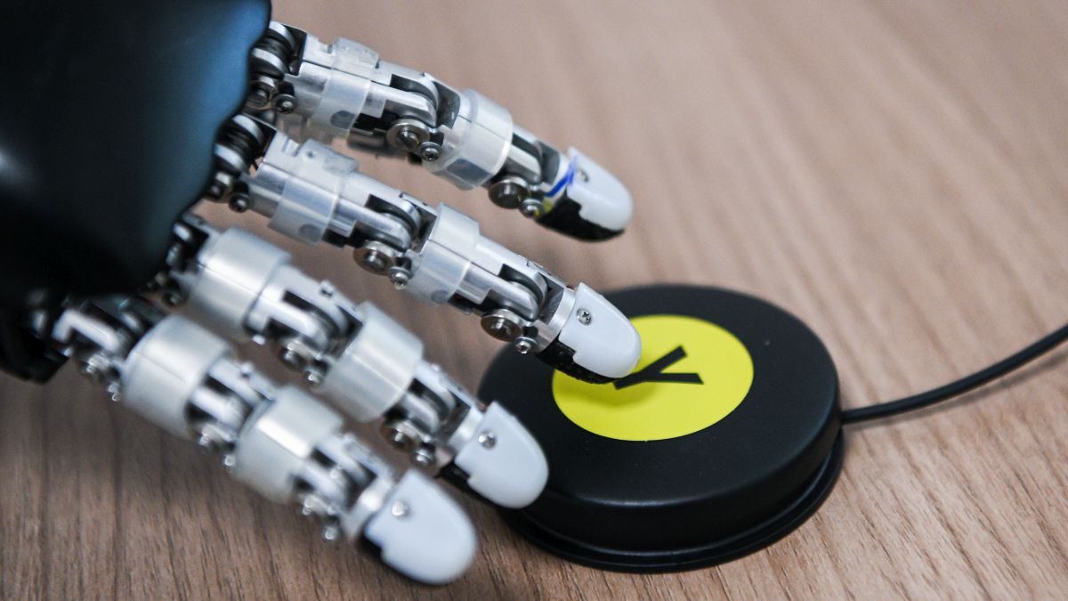 Artificial Intelligence Robotic Hand