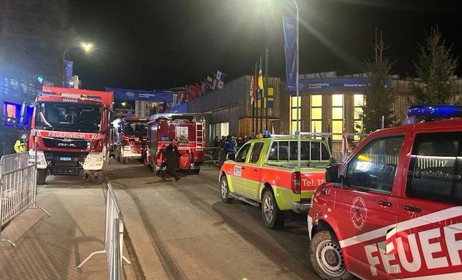 Νταβός: Εκκενώθηκε το συνεδριακό κέντρο λόγω έντονης μυρωδιάς 5 stigmiotypo othonis 2026 01 22 01.57.17