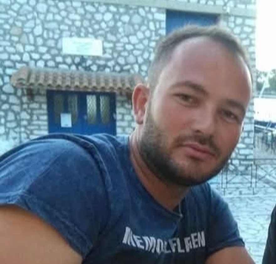 Θρήνος για τον Μιχάλη και τον Χρήστο που σκοτώθηκαν από ηλεκτροπληξία στη Βάρη