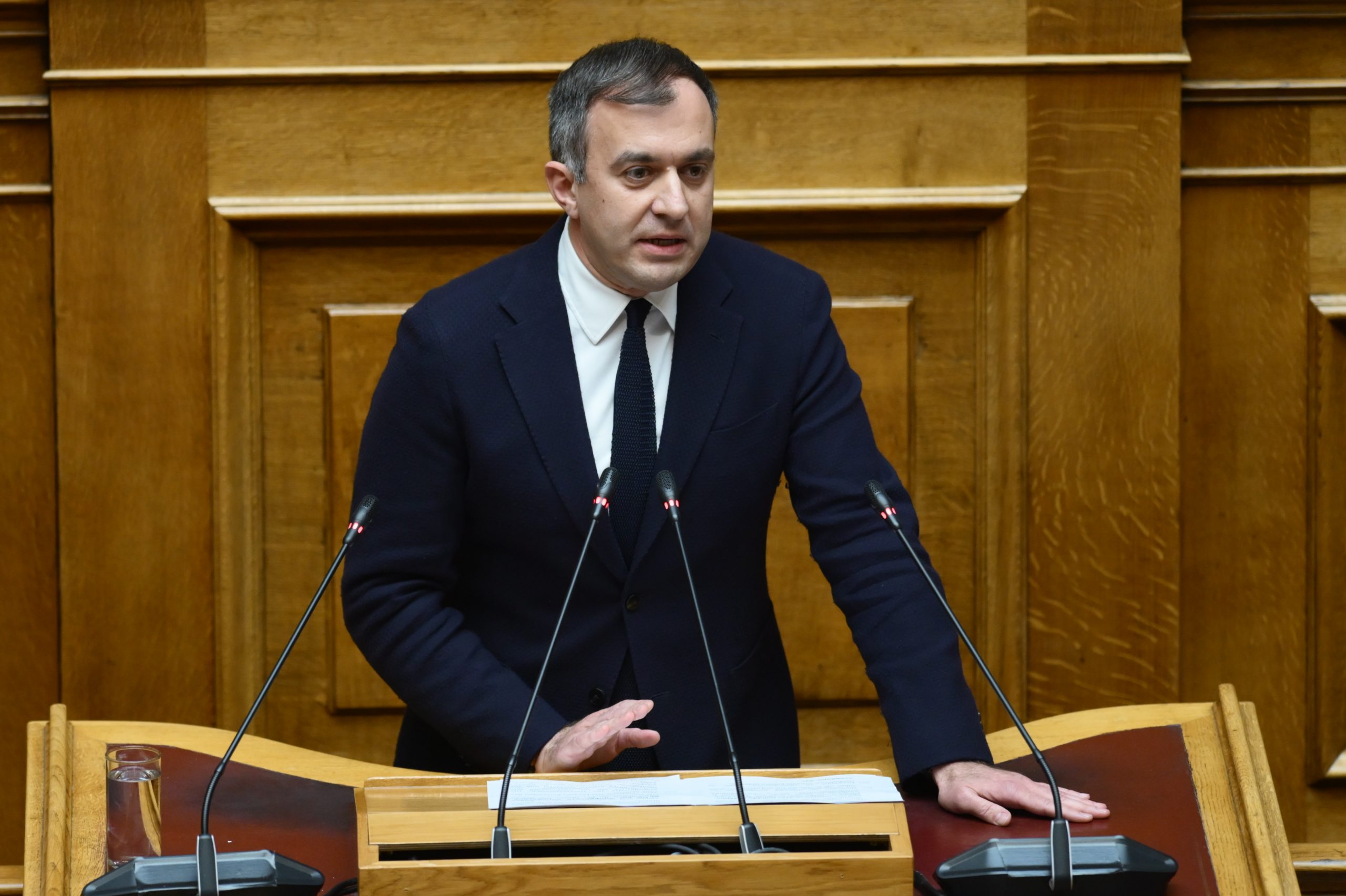 ÊÏÉÍÏÂÏÕËÅÕÔÉÊÏÓ ÅËÅÃ×ÏÓ - ÍÏÌÏÈÅÔÉÊÇ ÅÑÃÁÓÉÁ Ó×ÅÄÉÏ ÍÏÌÏÕ ÅÈÍÉÊÇÓ ÁÌÕÍÁÓ