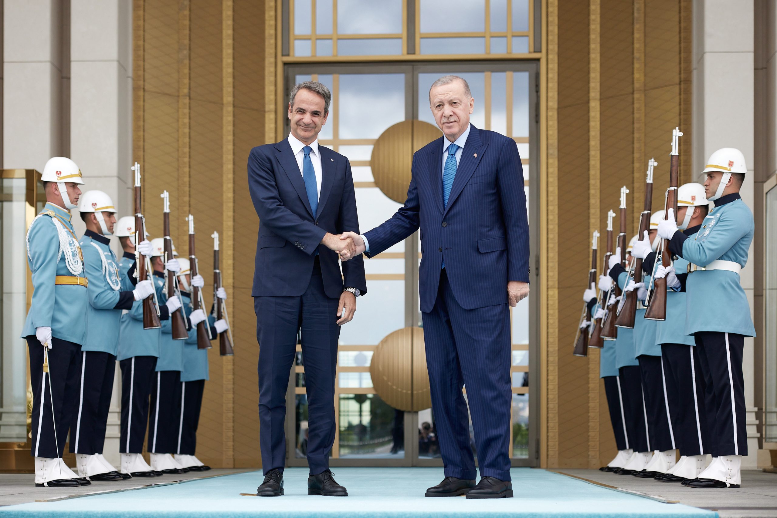 [369491] ΣΥΝΑΝΤΗΣΗ, ΣΤΗΝ ΑΓΚΥΡΑ, ΤΟΥ ΠΡΩΘΥΠΟΥΡΓΟΥ ΚΥΡΙΑΚΟΥ ΜΗΤΣΟΤΑΚΗ ΜΕ ΤΟΝ ΠΡΟΕΔΡΟ ΤΗΣ ΤΟΥΡΚΙΑΣ ΡΕΤΖΕΠ ΤΑΓΙΠ ΕΡΝΤΟΓΑΝ (ΔΗΜΗΤΡΗΣ ΠΑΠΑΜΗΤΣΟΣ/ΓΡΑΦΕΙΟ ΤΥΠΟΥ ΠΡΩΘΥΠΟΥΡΓΟΥ/EUROKINISSI)