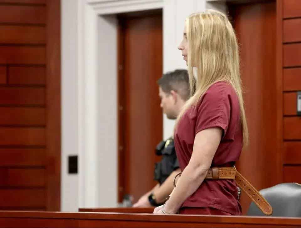 Σοκ με παντρεμένη καθηγήτρια αγγλικών - Έκανε σeξ με τον μαθητή της και έμεινε έγκυος 9 632280800 1445857243677773 1390980870702031673 n