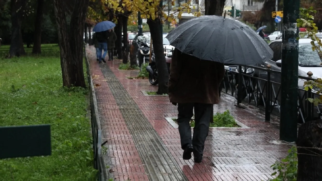 Καιρός: Πρόσκαιρη βελτίωση πριν από νέο κύμα κακοκαιρίας - Βροχές και ισχυροί άνεμοι από Κυριακή