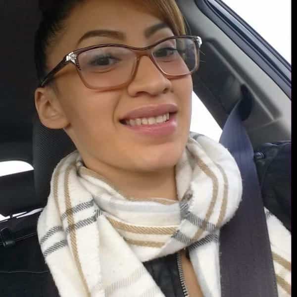 Ιδιοκτήτρια καφέ δίνει σε έναν άστεγο εργασία, μόλις ήρθε η ώρα να τον πληρώσει έκανε κάτι που κανείς δεν περίμενε 7 1 56