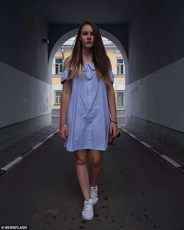 Περπατούσε στον δρόμο, σκόνταψε και πέθανε: Θρήνος για 24χρονη – Το σοκαpιστικό βίντεο με τη στιγμή που πέφτει νεκpή 14 90376549 13915833 image m 4 1727885165028