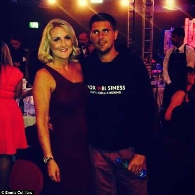 3eae6d2c00000578 0 image a 21 1490630572841