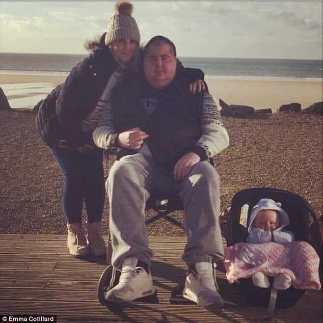 3eae6dcc00000578 0 enjoying precious family time m 5 1490630089050