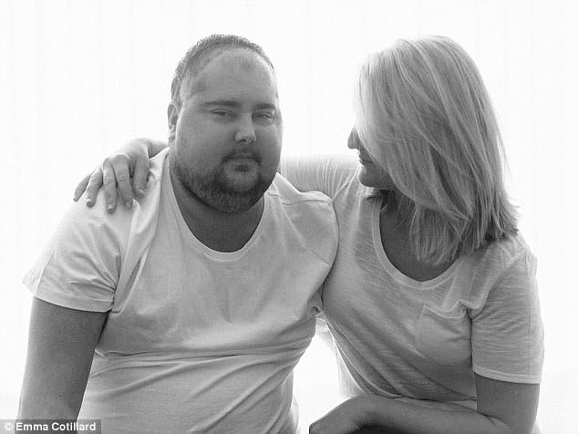 3eae6dda00000578 0 image m 17 1490630455616