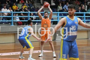 Τα Αραχωβίτικα/Ακταίο πήραν το ντέρμπι με την ΕΑΠ, η ΑΕ Ροϊτίκων το «25 στα 25»! ΦΩΤΟ