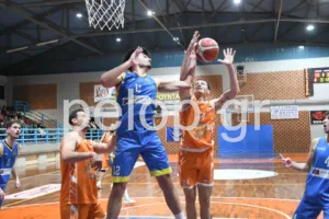 Τα Αραχωβίτικα/Ακταίο πήραν το ντέρμπι με την ΕΑΠ, η ΑΕ Ροϊτίκων το «25 στα 25»! ΦΩΤΟ