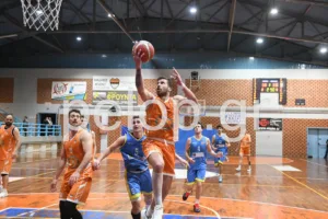 Τα Αραχωβίτικα/Ακταίο πήραν το ντέρμπι με την ΕΑΠ, η ΑΕ Ροϊτίκων το «25 στα 25»! ΦΩΤΟ