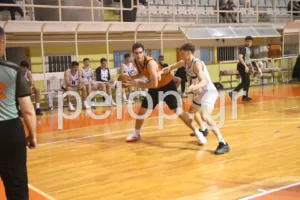 Τα Αραχωβίτικα/Ακταίο πήραν το ντέρμπι με την ΕΑΠ, η ΑΕ Ροϊτίκων το «25 στα 25»! ΦΩΤΟ