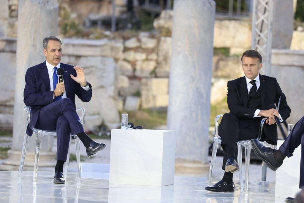 Μακρόν: «Αν η Τουρκία απειλήσει την Ελλάδα, να ξέρετε ότι θα είμαστε εδώ»