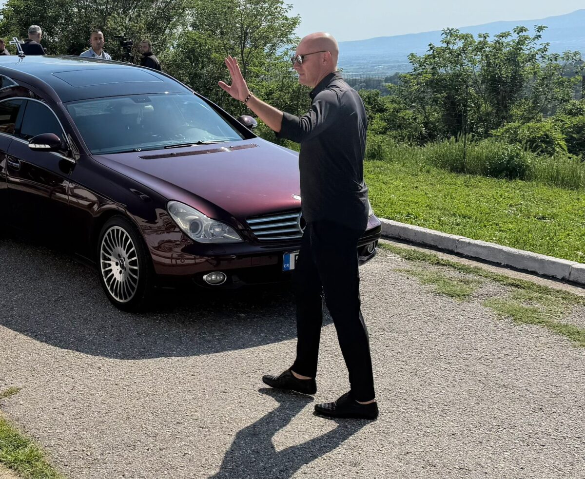 Κηδεία Παρασκευά Άντζα