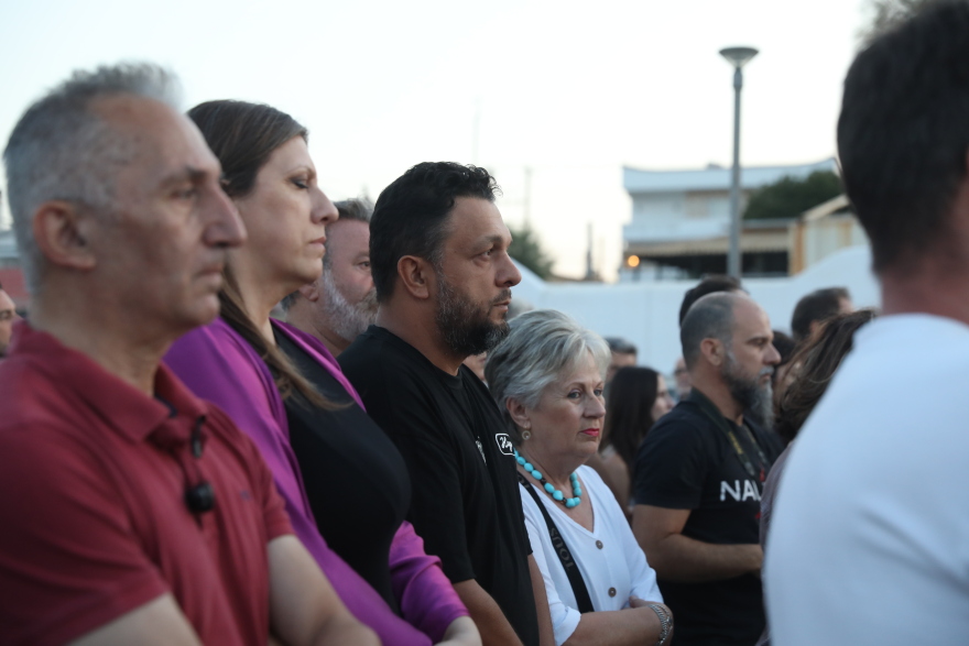 Συγκινητικές στιγμές στο Μάτι: Ακολούθησαν το «δρόμο της φωτιάς» στις εκδηλώσεις μνήμης για τα 8 χρόνια από την τραγωδία, δείτε βίντεο και φωτογραφίες