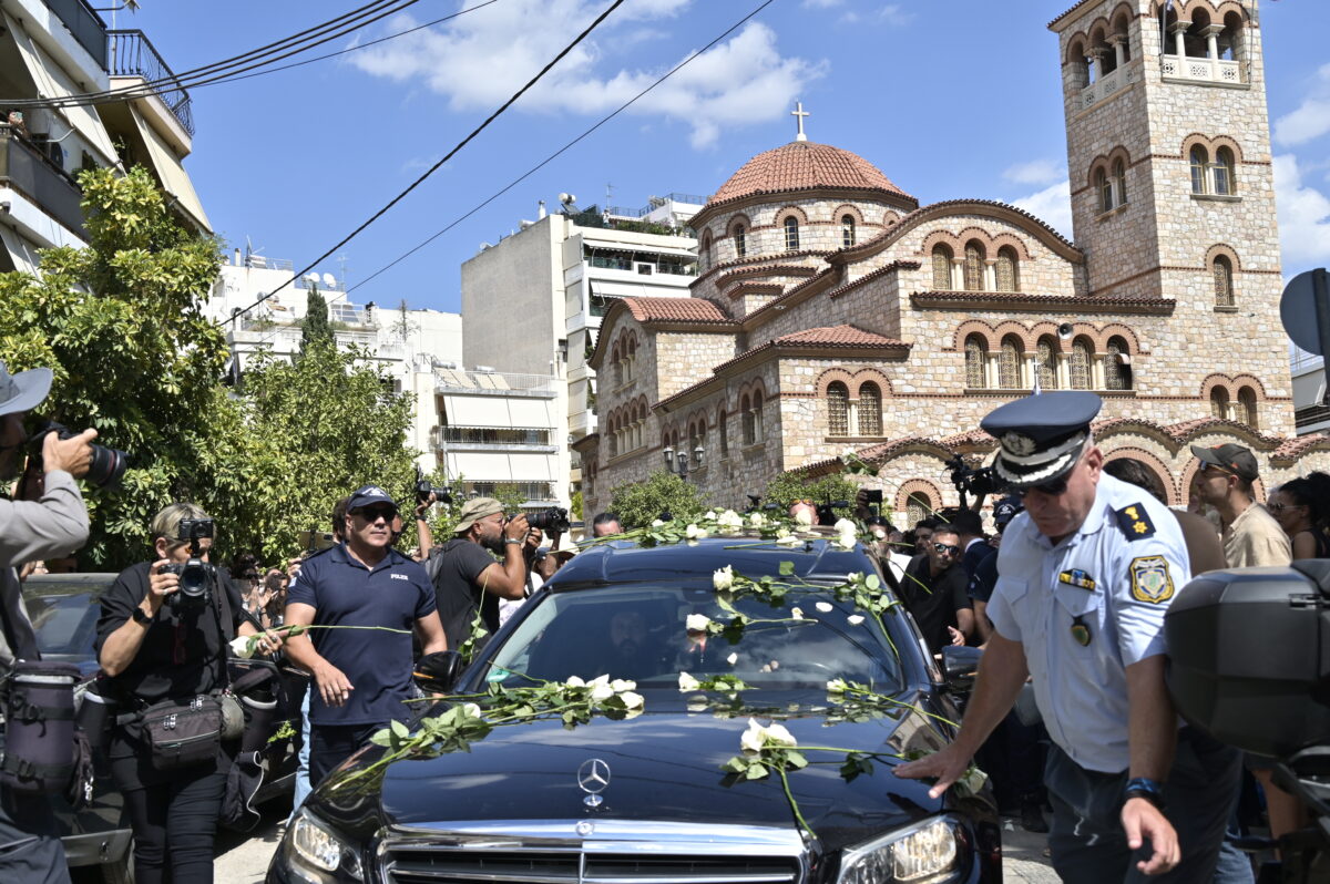 Κηδεία Γιώργου Μαζωνάκη