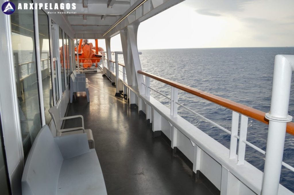 διάδρομος deck 8 διάδρομος deck 8